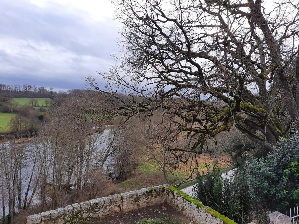 Villa Du Cerf Thibault Le Blanc Bagian luar foto